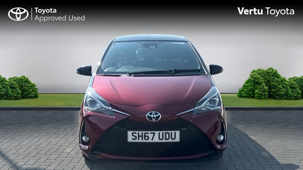 Toyota Yaris 1.5 VVT-i Blue Bi-tone 5dr Petrol Hatchback - Image 22