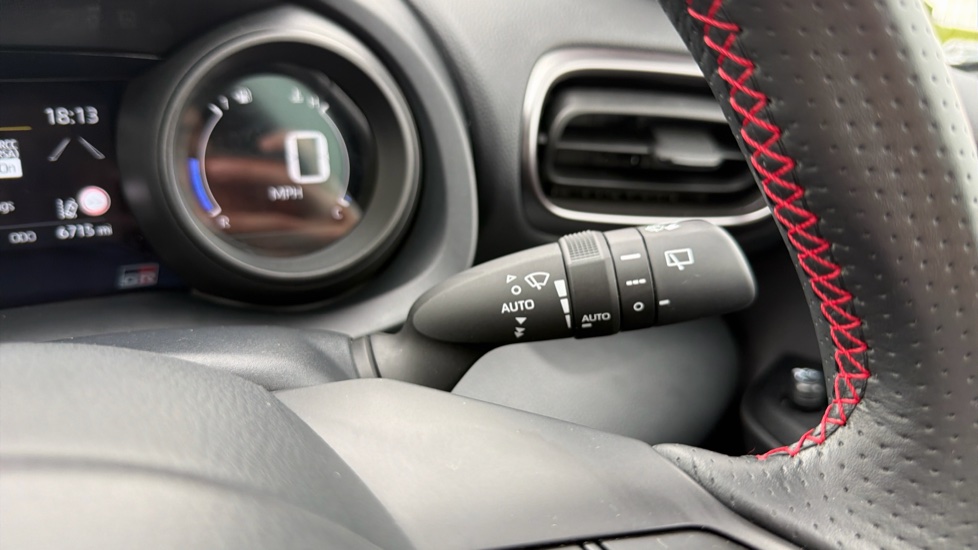 Toyota Yaris 1.5 Hybrid GR Sport 5dr CVT Hybrid Hatchback - Image 31