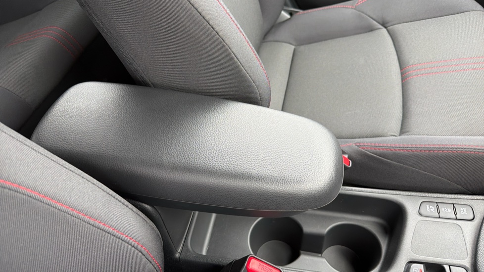 Toyota Yaris 1.5 Hybrid GR Sport 5dr CVT Hybrid Hatchback - Image 37