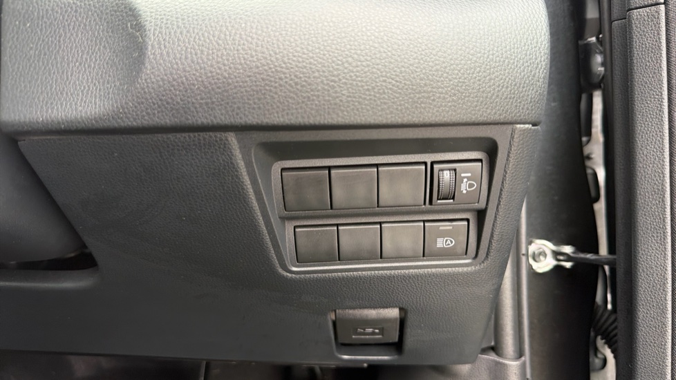 Toyota Yaris 1.5 Hybrid GR Sport 5dr CVT Hybrid Hatchback - Image 43