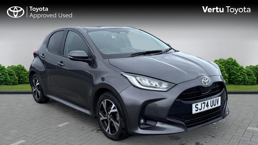 Toyota Yaris 1.5 Hybrid Design 5dr CVT Hybrid Hatchback - Image 1