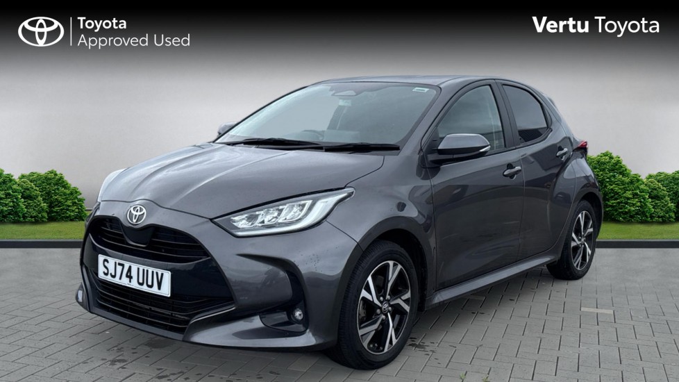Toyota Yaris 1.5 Hybrid Design 5dr CVT Hybrid Hatchback - Image 3