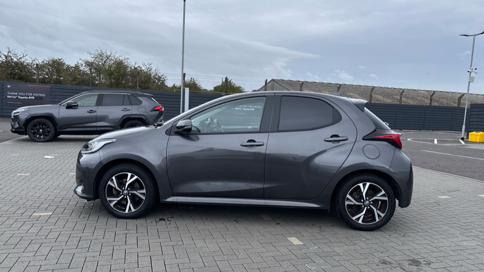 Toyota Yaris 1.5 Hybrid Design 5dr CVT Hybrid Hatchback - Image 24