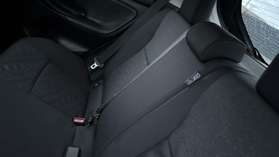 Toyota Yaris 1.5 Hybrid Design 5dr CVT Hybrid Hatchback - Image 46