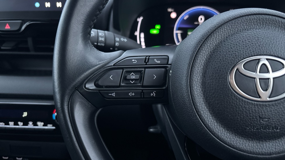 Toyota Yaris 1.5 Hybrid Design 5dr CVT Hybrid Hatchback - Image 47