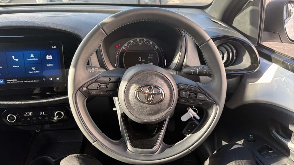 Toyota Aygo X 1.0 VVT-i Edge 5dr Petrol Hatchback - Image 10