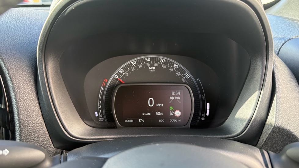 Toyota Aygo X 1.0 VVT-i Edge 5dr Petrol Hatchback - Image 11