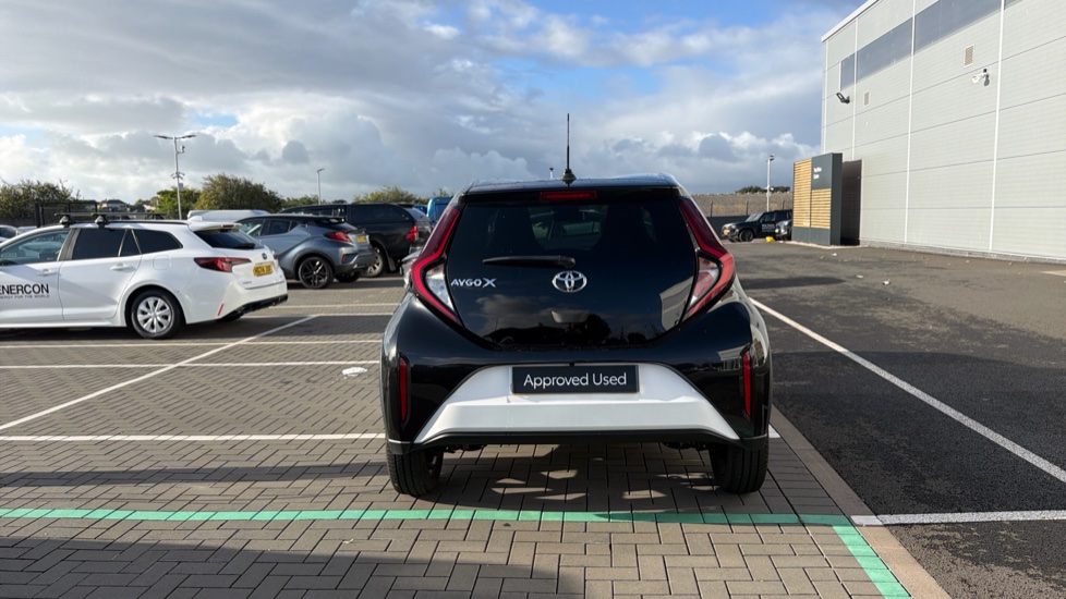 Toyota Aygo X 1.0 VVT-i Edge 5dr Petrol Hatchback - Image 26