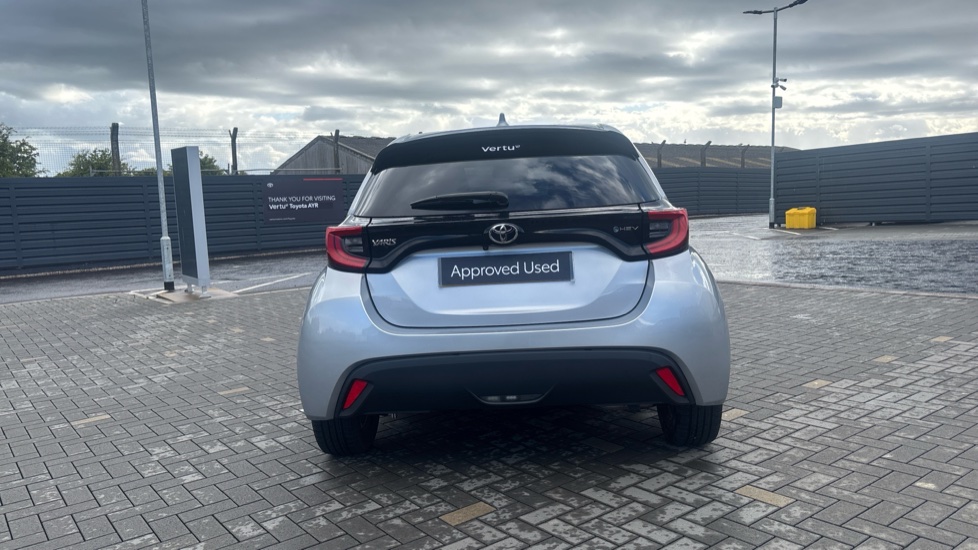 Toyota Yaris 1.5 Hybrid Design 5dr CVT Hybrid Hatchback - Image 26
