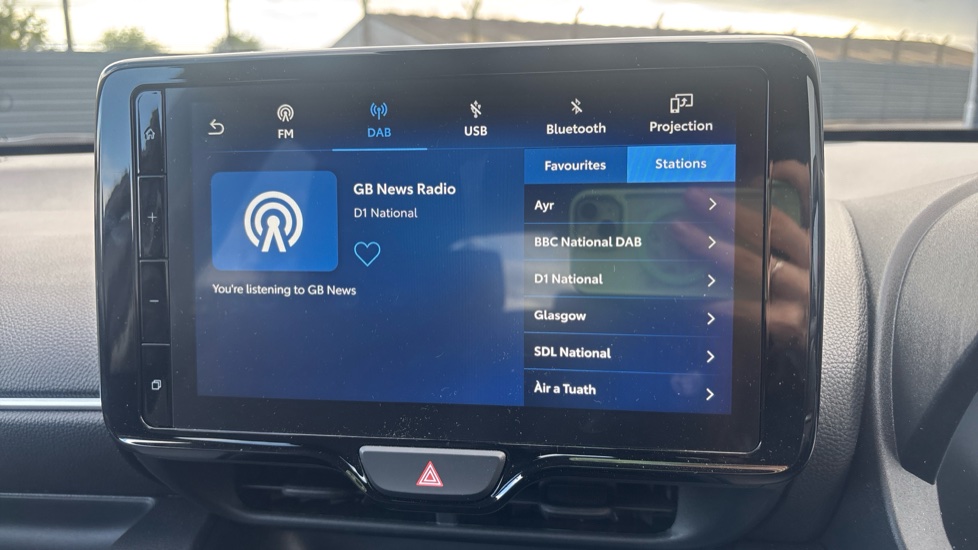 Toyota Yaris 1.5 Hybrid Design 5dr CVT Hybrid Hatchback - Image 59