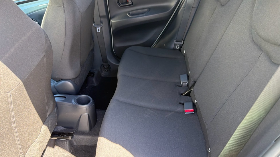 Toyota Aygo X 1.0 VVT-i Edge 5dr Auto Petrol Hatchback - Image 15