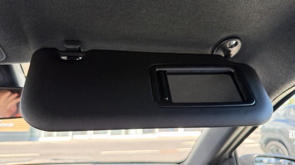 Toyota Aygo X 1.0 VVT-i Edge 5dr Auto Petrol Hatchback - Image 35