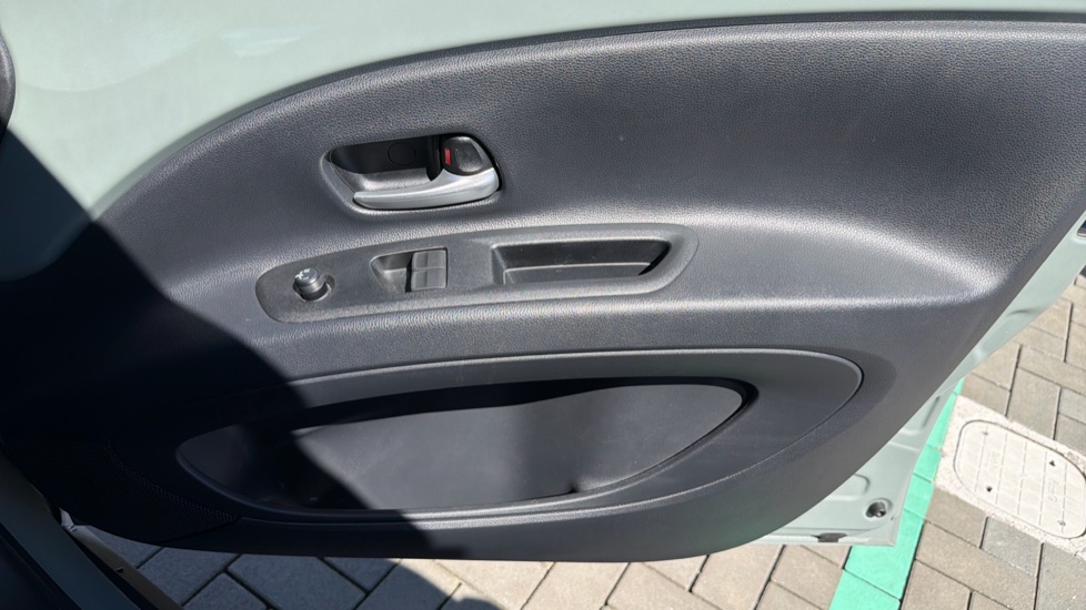 Toyota Aygo X 1.0 VVT-i Edge 5dr Auto Petrol Hatchback - Image 42