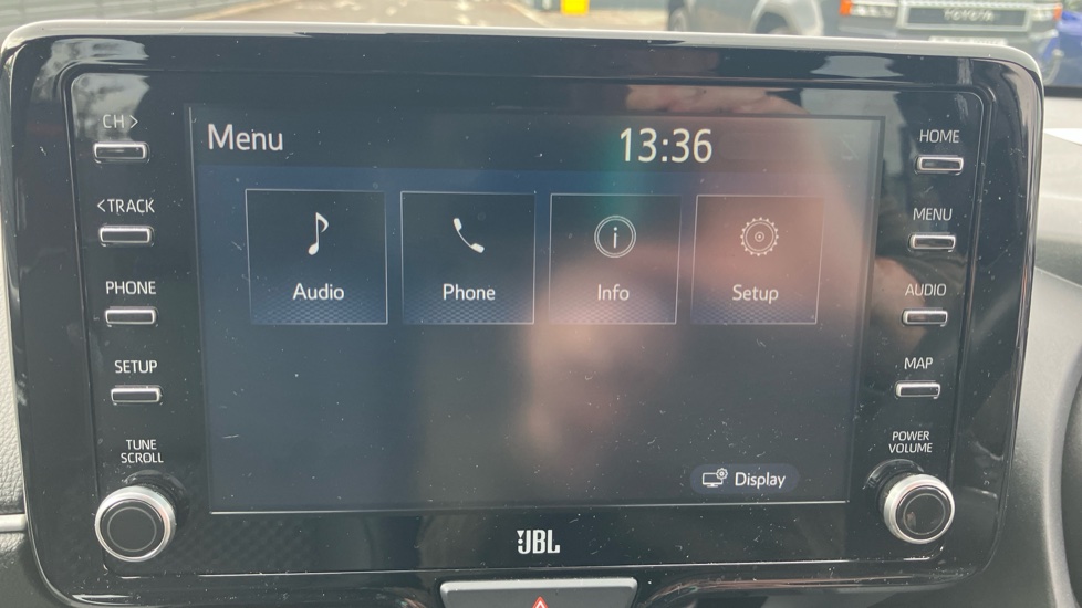 Toyota Yaris 1.5 Hybrid Dynamic 5dr CVT Hybrid Hatchback - Image 30
