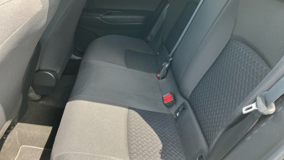 Toyota C-HR 1.8 Hybrid Icon 5dr CVT Hybrid Hatchback - Image 15