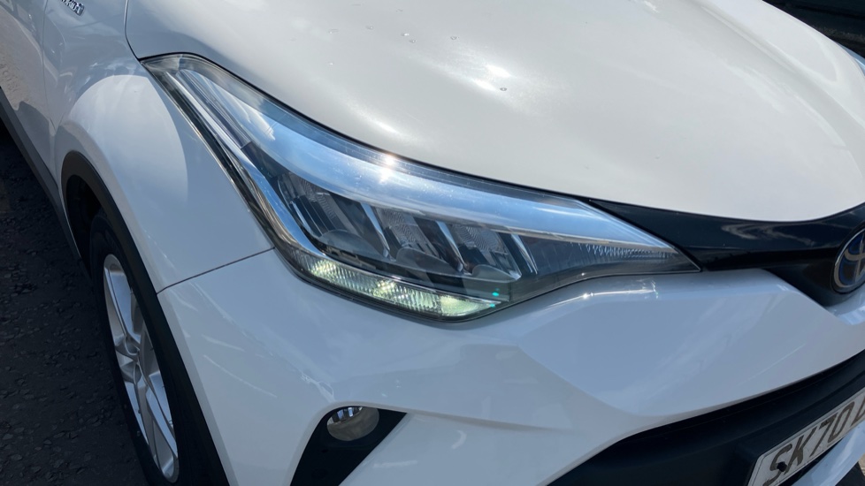 Toyota C-HR 1.8 Hybrid Icon 5dr CVT Hybrid Hatchback - Image 20
