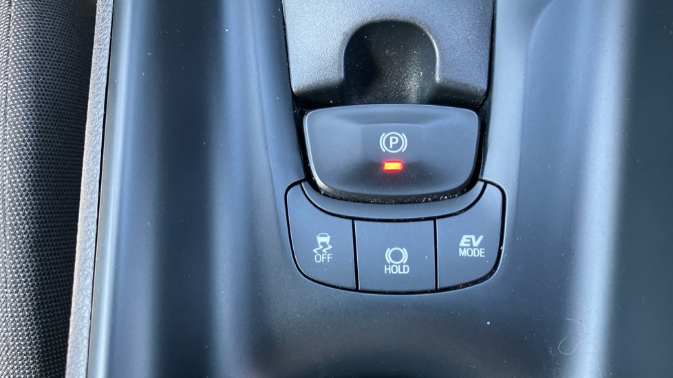 Toyota C-HR 1.8 Hybrid Icon 5dr CVT Hybrid Hatchback - Image 37