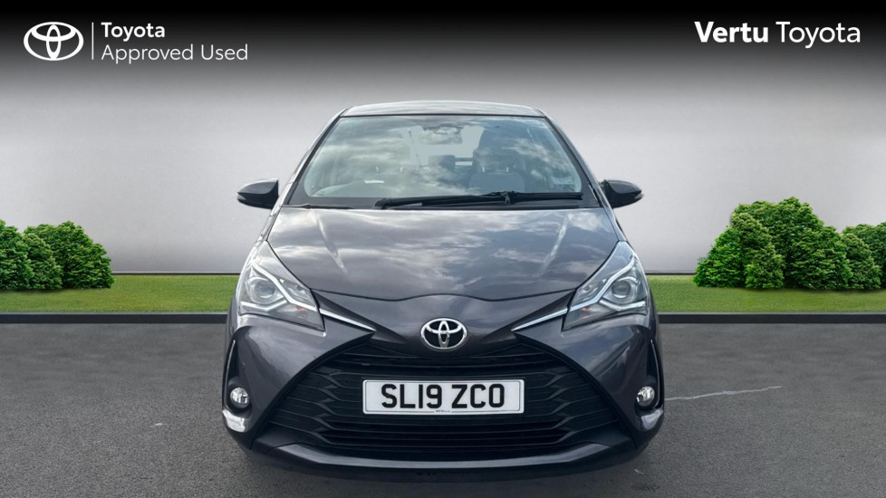 Toyota Yaris 1.5 VVT-i Icon Tech 5dr Petrol Hatchback - Image 22