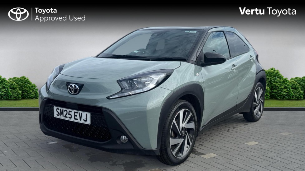 Toyota Aygo X 1.0 VVT-i Edge 5dr Petrol Hatchback - Image 3