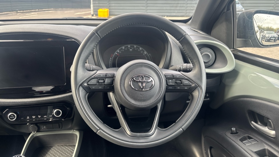 Toyota Aygo X 1.0 VVT-i Edge 5dr Petrol Hatchback - Image 7