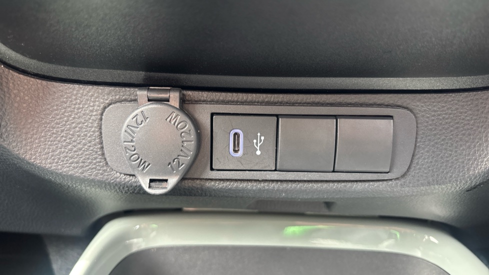 Toyota Aygo X 1.0 VVT-i Edge 5dr Petrol Hatchback - Image 42