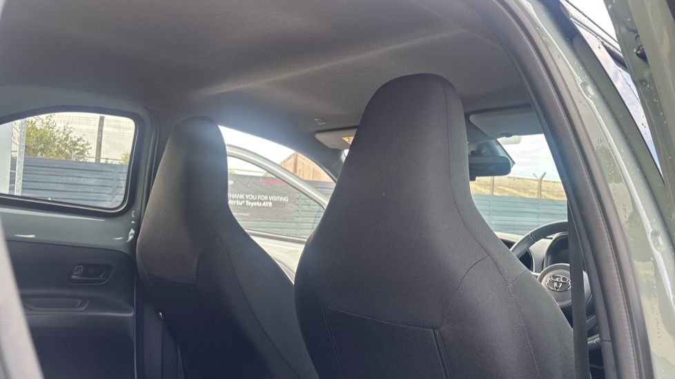 Toyota Aygo X 1.0 VVT-i Edge 5dr Petrol Hatchback - Image 51