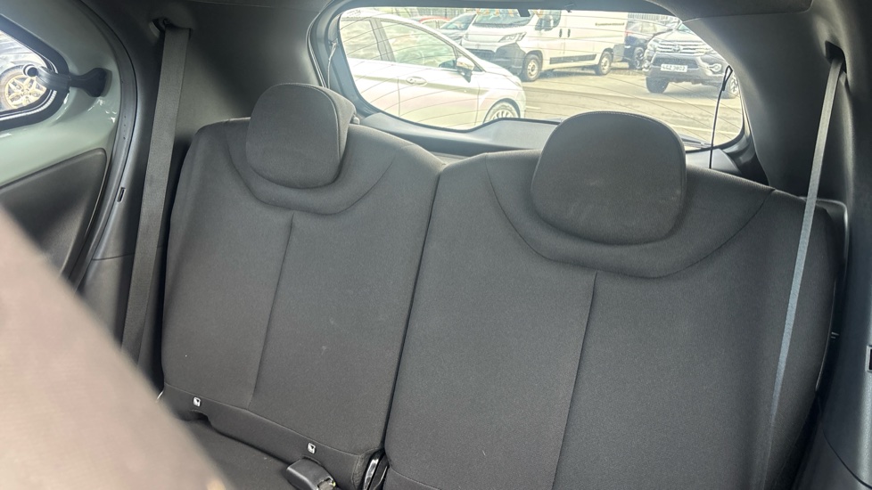Toyota Aygo X 1.0 VVT-i Edge 5dr Petrol Hatchback - Image 53