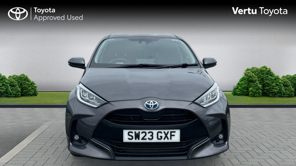 Toyota Yaris 1.5 Hybrid Design 5dr CVT Hybrid Hatchback - Image 22