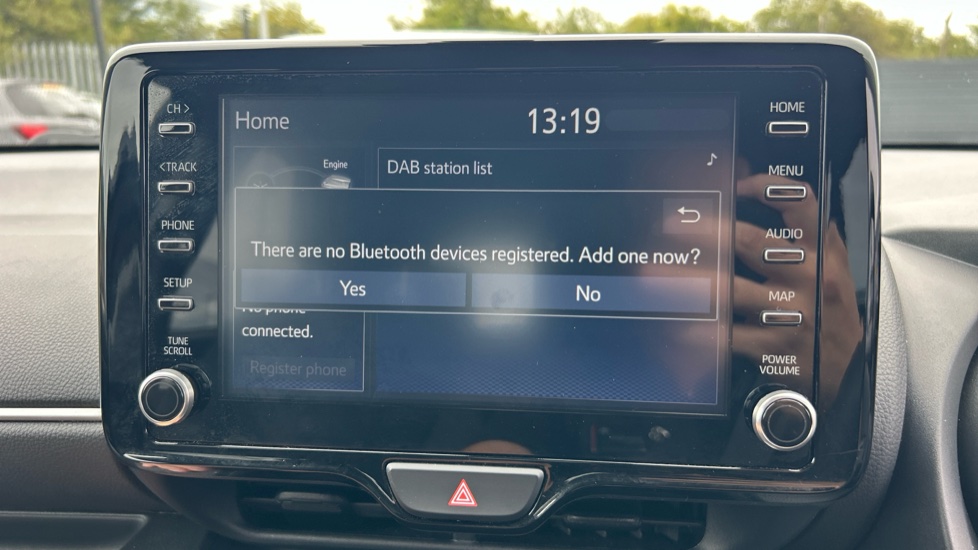 Toyota Yaris 1.5 Hybrid Design 5dr CVT Hybrid Hatchback - Image 36