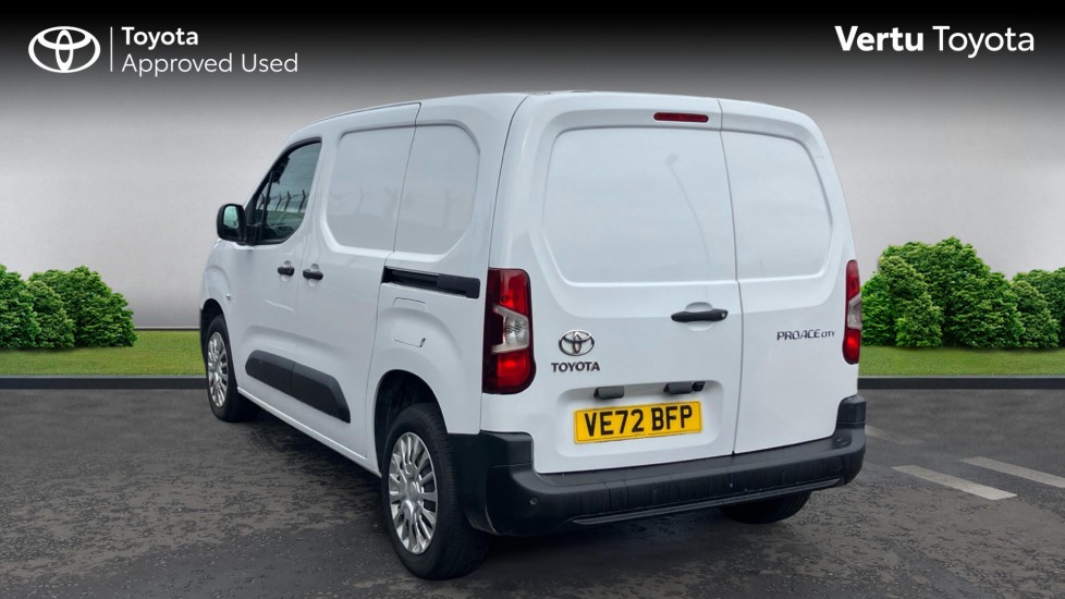 Toyota Proace City L1 Diesel 1.5D 100 Icon Van [6 Speed] - Image 4