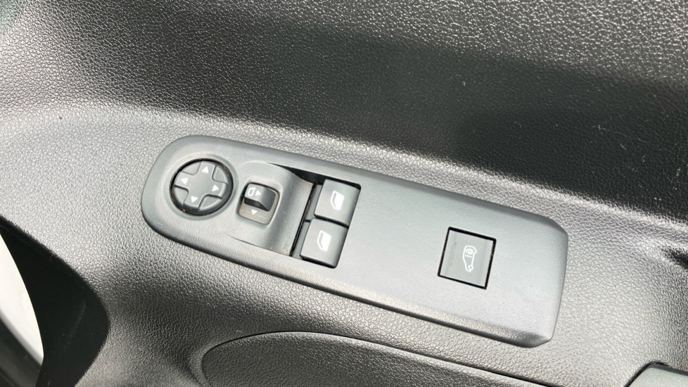 Toyota Proace City L1 Diesel 1.5D 100 Icon Van [6 Speed] - Image 31