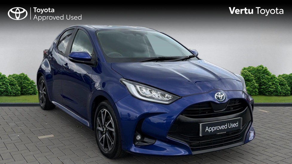 Toyota Yaris 1.5 Hybrid Design 5dr CVT Hybrid Hatchback - Image 1