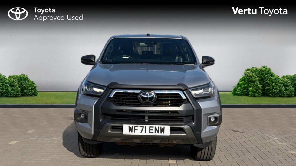 Toyota Hilux Diesel Invincible X D/Cab Pick Up 2.8 D-4D Auto - Image 22