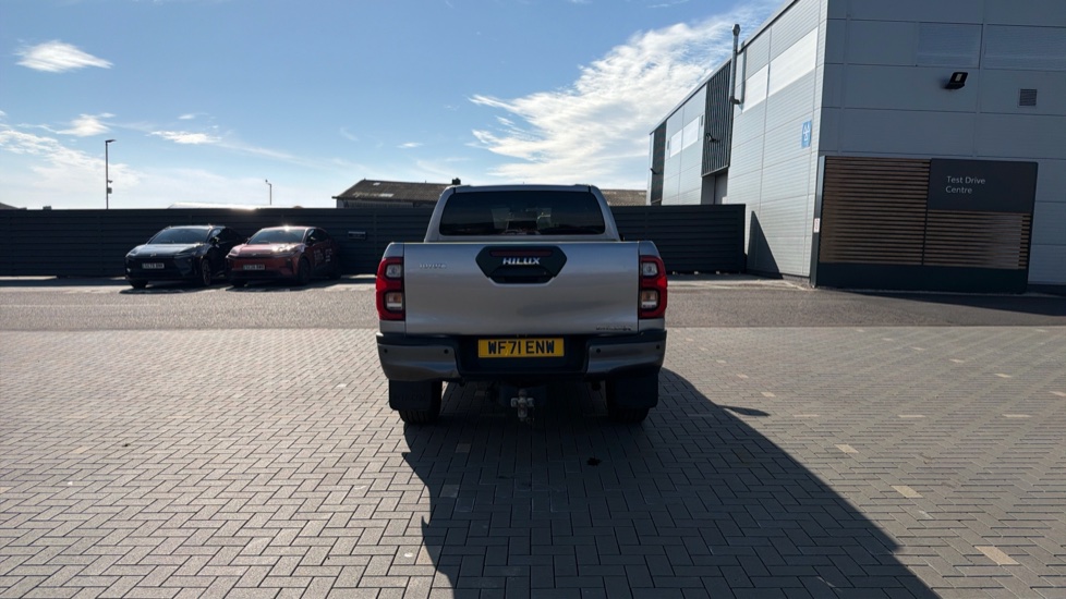 Toyota Hilux Diesel Invincible X D/Cab Pick Up 2.8 D-4D Auto - Image 26