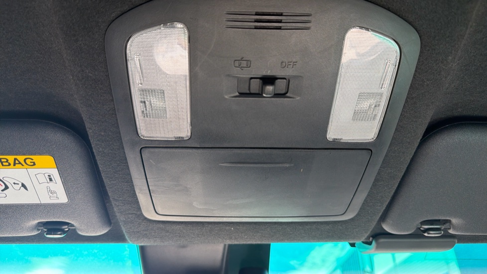 Toyota Hilux Diesel Invincible X D/Cab Pick Up 2.8 D-4D Auto - Image 36