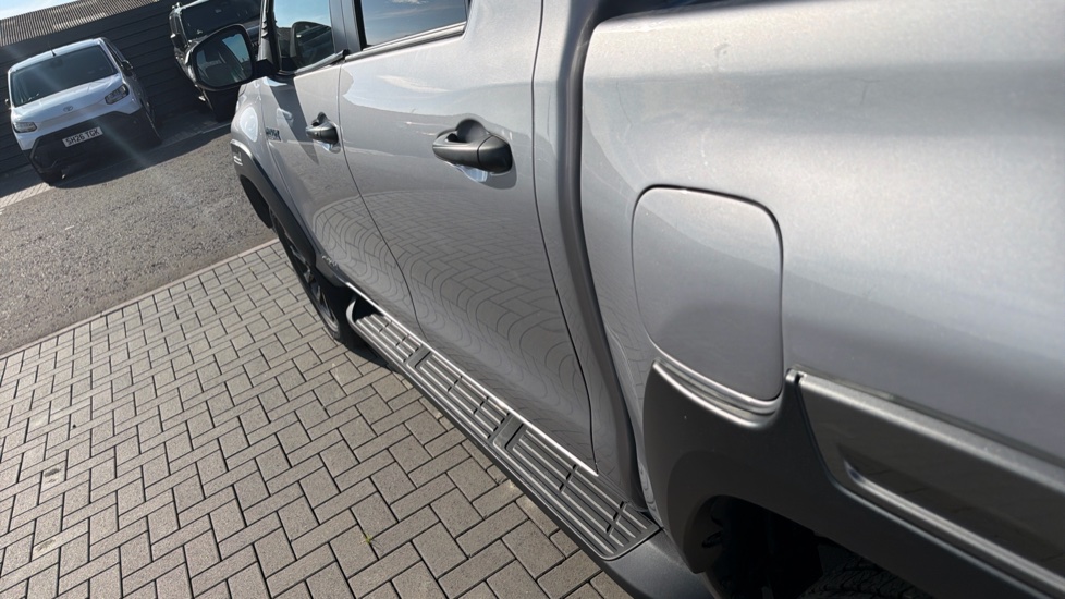 Toyota Hilux Diesel Invincible X D/Cab Pick Up 2.8 D-4D Auto - Image 52