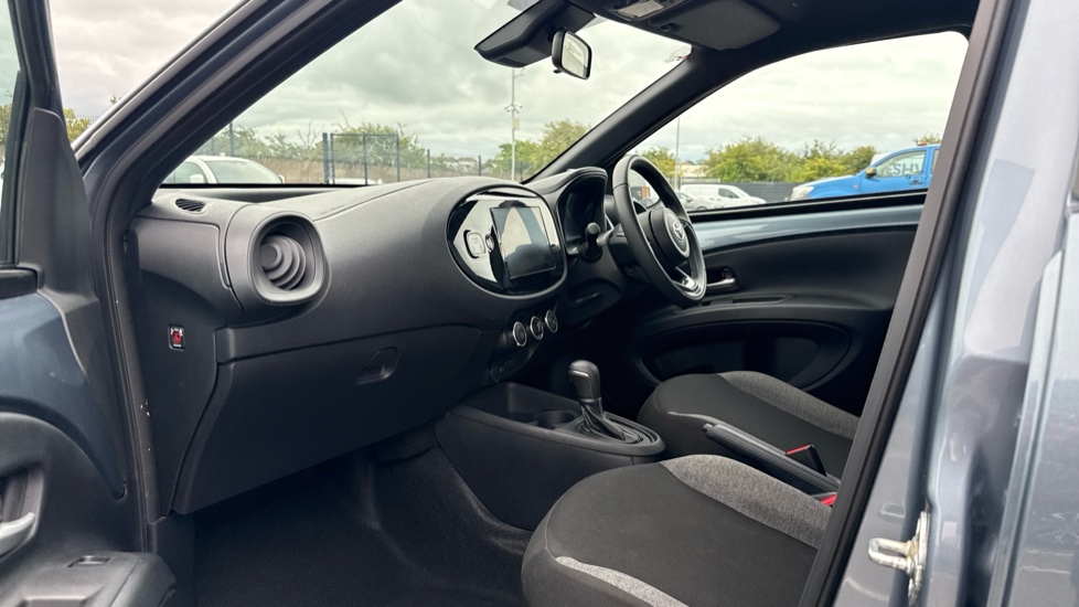 Toyota Aygo X 1.0 VVT-i Pure 5dr Auto Petrol Hatchback - Image 5