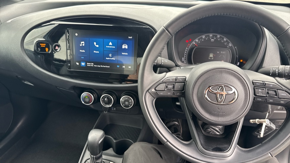 Toyota Aygo X 1.0 VVT-i Pure 5dr Auto Petrol Hatchback - Image 6