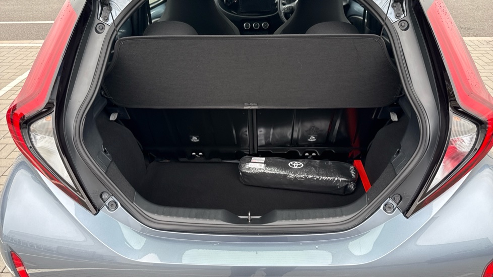 Toyota Aygo X 1.0 VVT-i Pure 5dr Auto Petrol Hatchback - Image 13