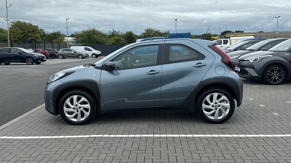 Toyota Aygo X 1.0 VVT-i Pure 5dr Auto Petrol Hatchback - Image 24