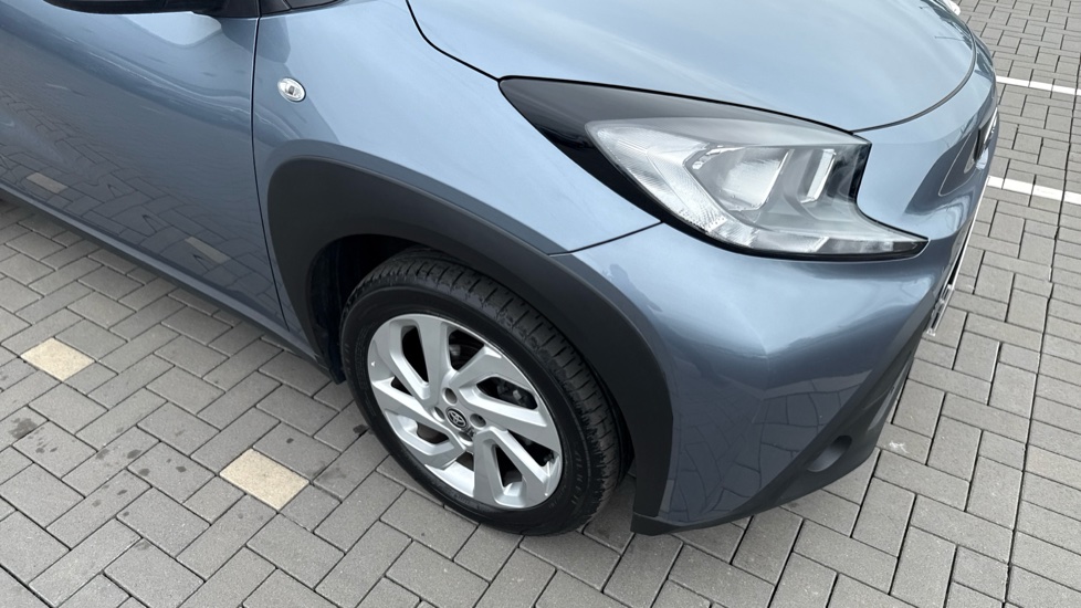 Toyota Aygo X 1.0 VVT-i Pure 5dr Auto Petrol Hatchback - Image 29
