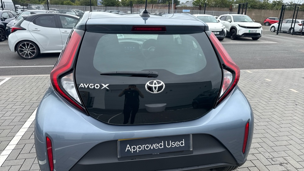 Toyota Aygo X 1.0 VVT-i Pure 5dr Auto Petrol Hatchback - Image 38