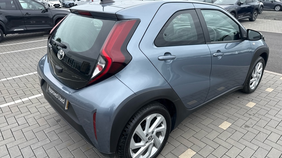 Toyota Aygo X 1.0 VVT-i Pure 5dr Auto Petrol Hatchback - Image 40