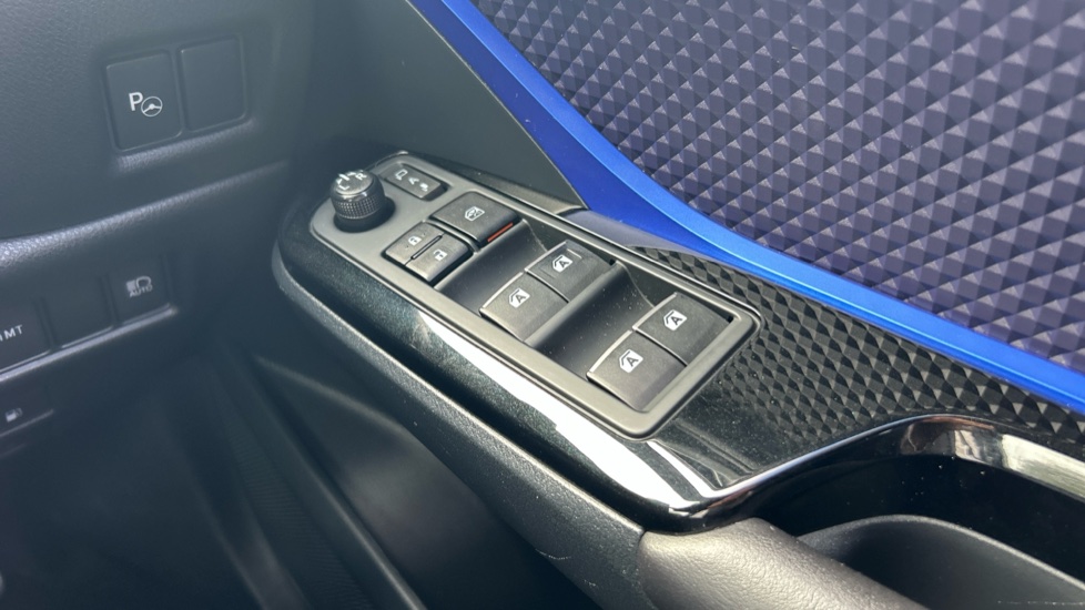 Toyota C-HR 1.2T Dynamic 5dr Petrol Hatchback - Image 30