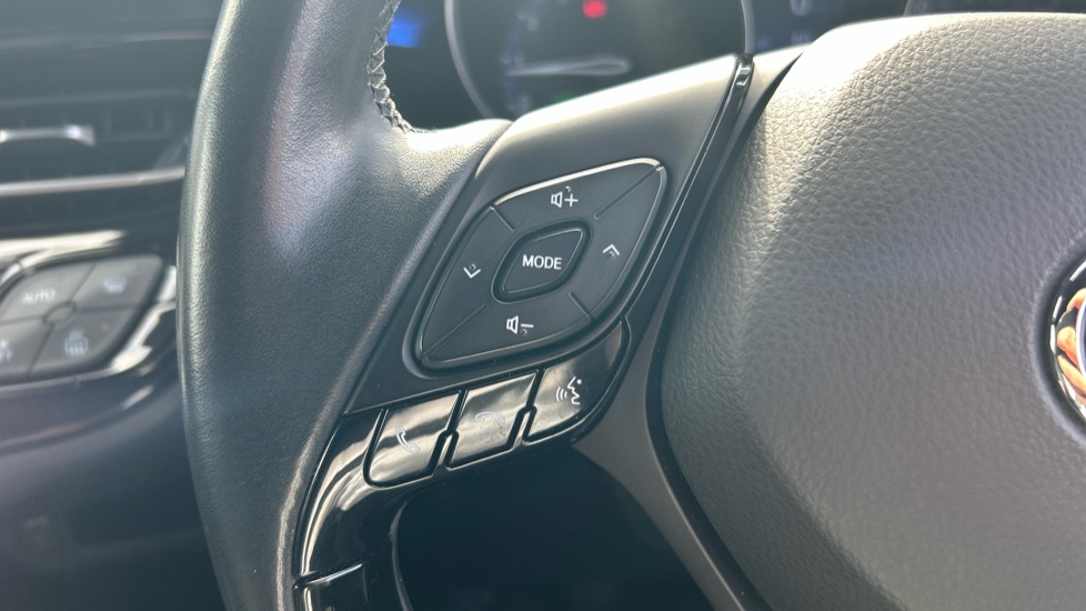 Toyota C-HR 1.2T Dynamic 5dr Petrol Hatchback - Image 37