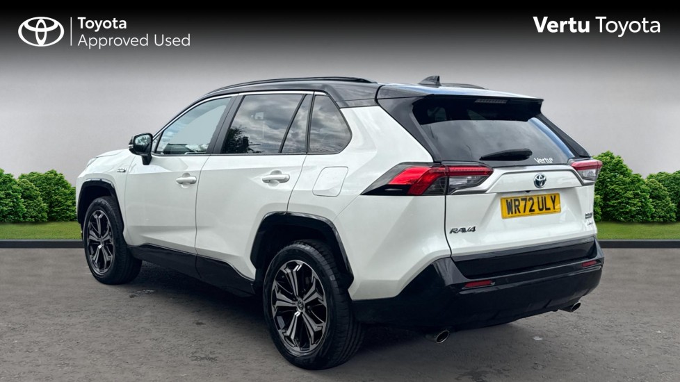 Toyota RAV4 2.5 PHEV Dynamic 5dr CVT Estate - Image 4