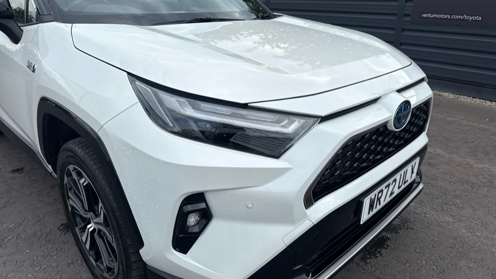 Toyota RAV4 2.5 PHEV Dynamic 5dr CVT Estate - Image 20