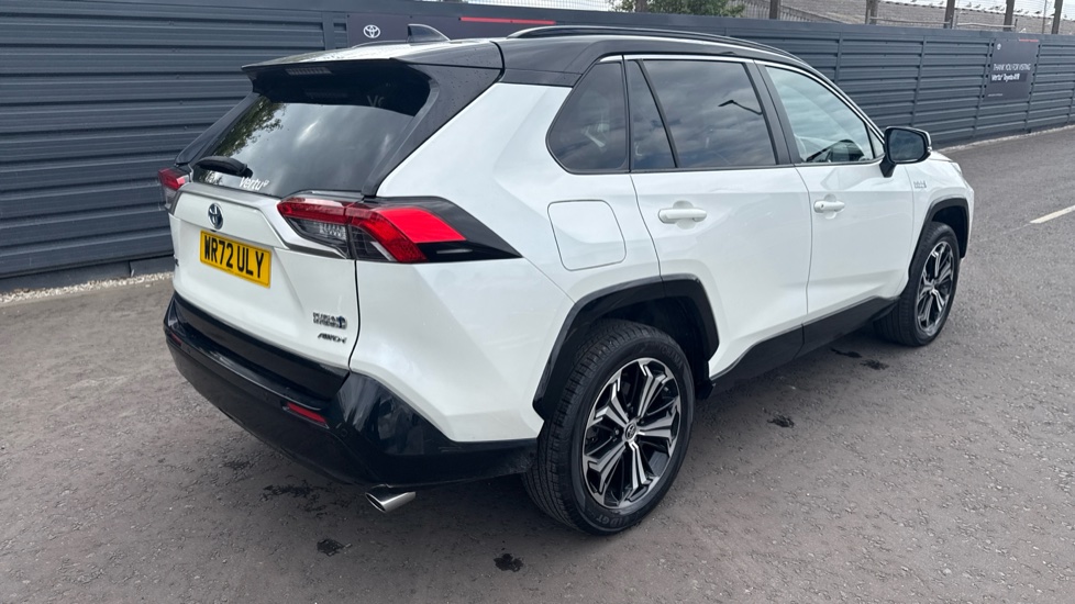 Toyota RAV4 2.5 PHEV Dynamic 5dr CVT Estate - Image 38