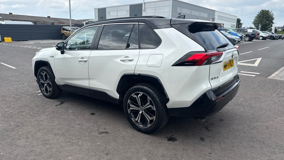 Toyota RAV4 2.5 PHEV Dynamic 5dr CVT Estate - Image 42