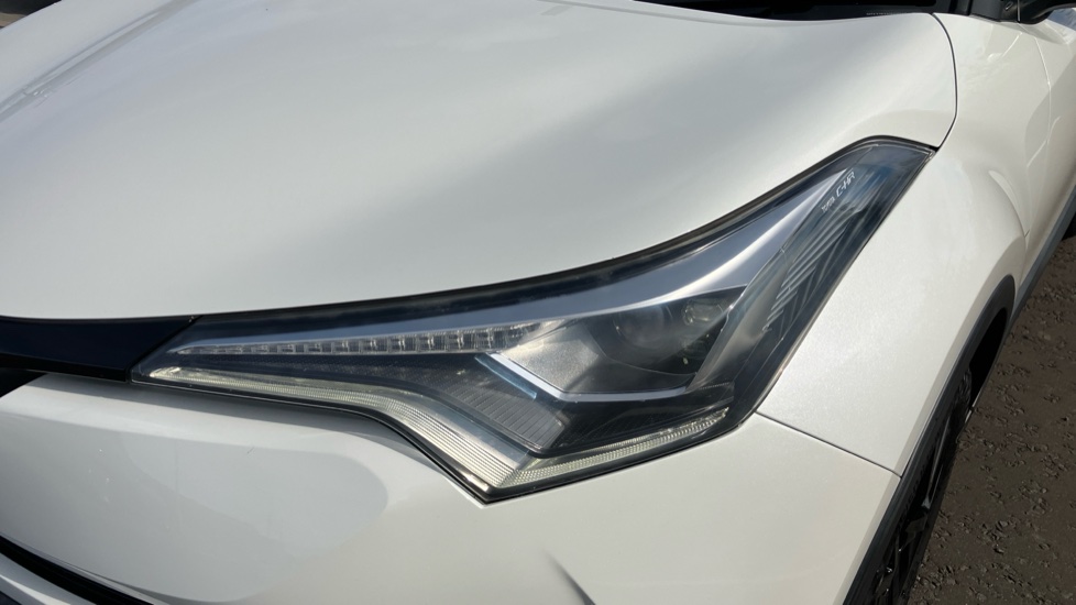 Toyota C-HR 1.2T Dynamic 5dr Petrol Hatchback - Image 20